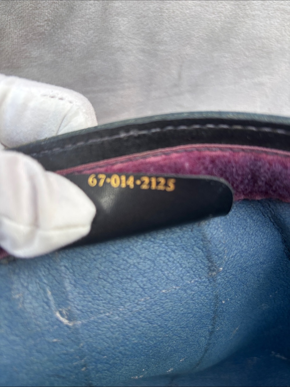 Gucci GG Supreme Canvas Clutch with Blue and Red Web Stripe - Picture 8 of 15